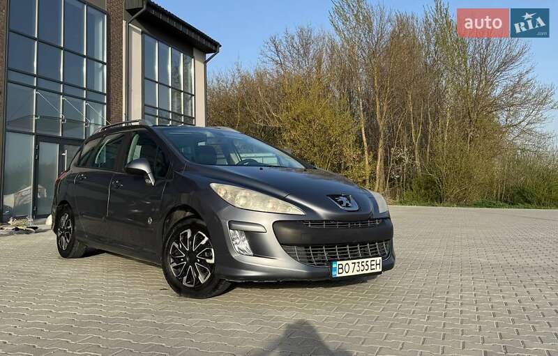 Универсал Peugeot 308 2010 в 