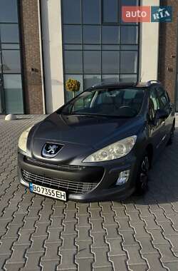 Универсал Peugeot 308 2010 в 