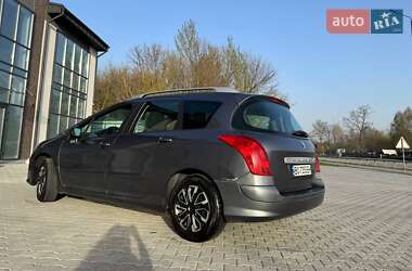 Универсал Peugeot 308 2010 в 
