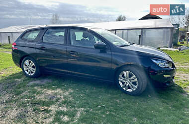 Универсал Peugeot 308 2017 в 