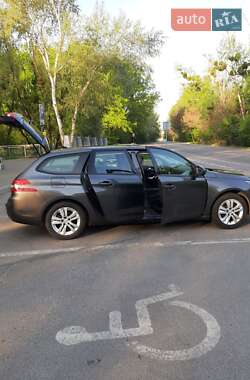Универсал Peugeot 308 2017 в 