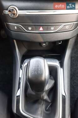 Универсал Peugeot 308 2017 в 