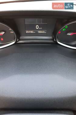 Универсал Peugeot 308 2017 в 