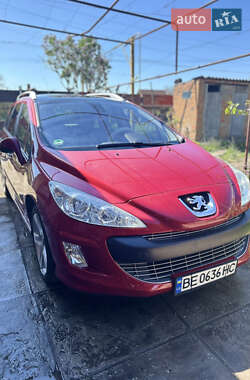 Универсал Peugeot 308 2011 в Первомайске