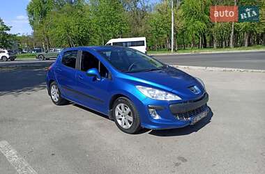Хэтчбек Peugeot 308 2010 в Днепре