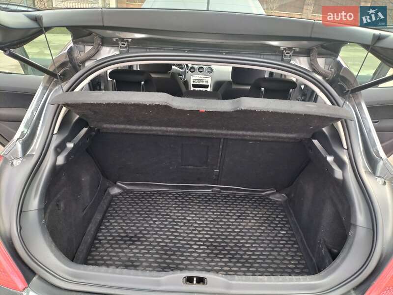 Хэтчбек Peugeot 308 2012 в Ровно