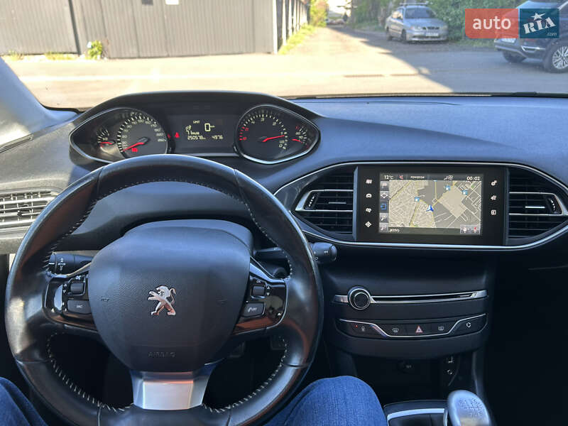 Универсал Peugeot 308 2015 в Киеве