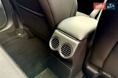 Хэтчбек Peugeot 308 2009 в 
