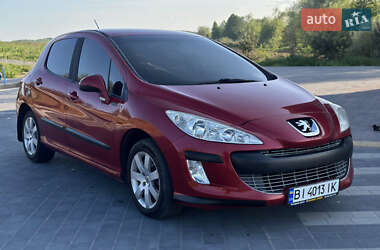 Хетчбек Peugeot 308 2008 в Мостиській