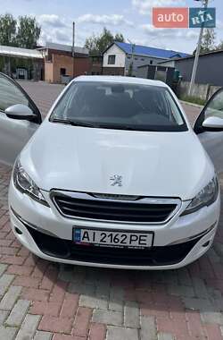 Хетчбек Peugeot 308 2016 в 