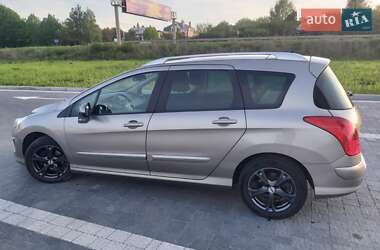Универсал Peugeot 308 2011 в 