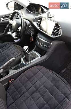 Универсал Peugeot 308 2014 в 