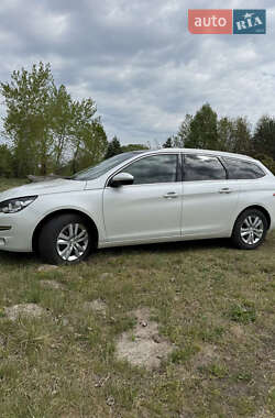 Универсал Peugeot 308 2014 в 