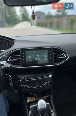 Универсал Peugeot 308 2014 в 