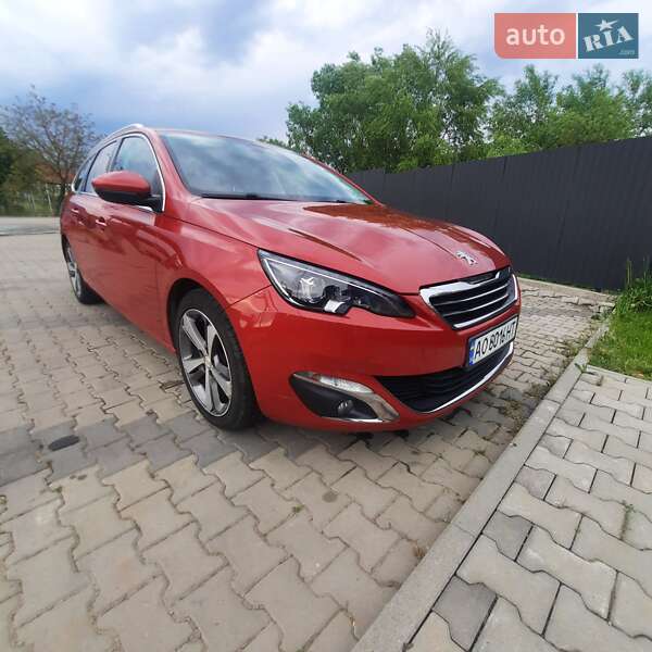 Універсал Peugeot 308 2014 в Білки