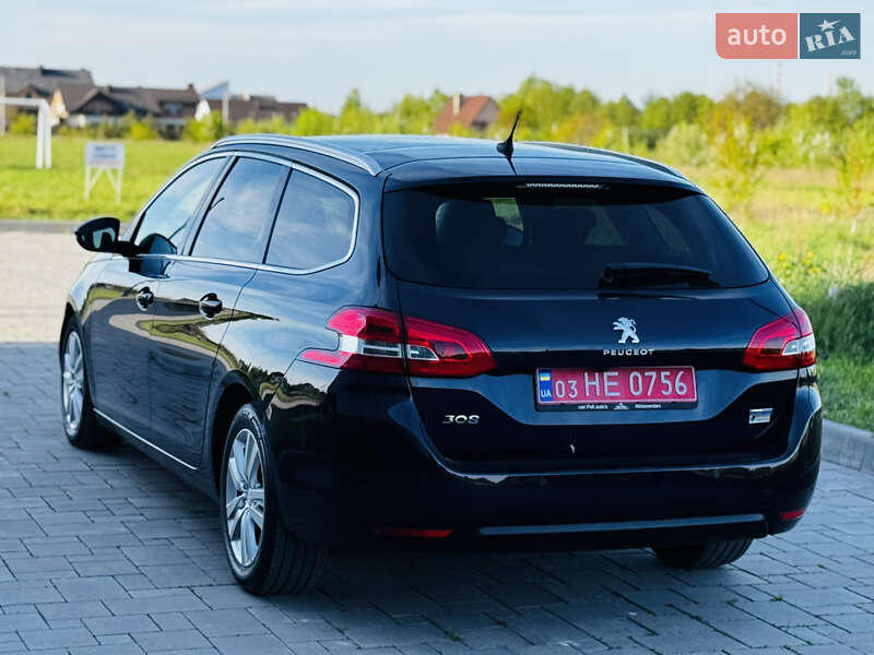 Універсал Peugeot 308 2015 в Здолбуніві