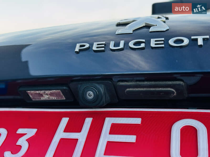 Універсал Peugeot 308 2015 в Здолбуніві