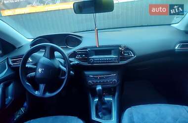 Універсал Peugeot 308 2015 в 