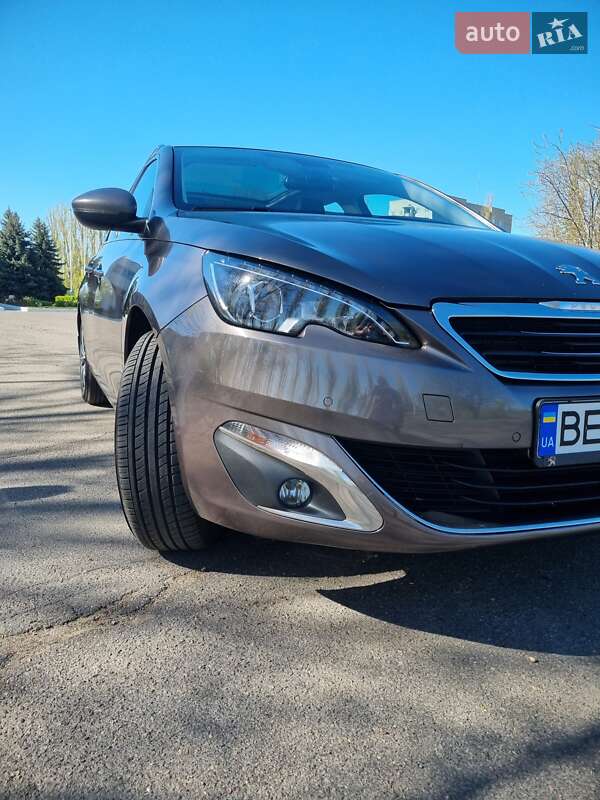 Універсал Peugeot 308 2015 в 