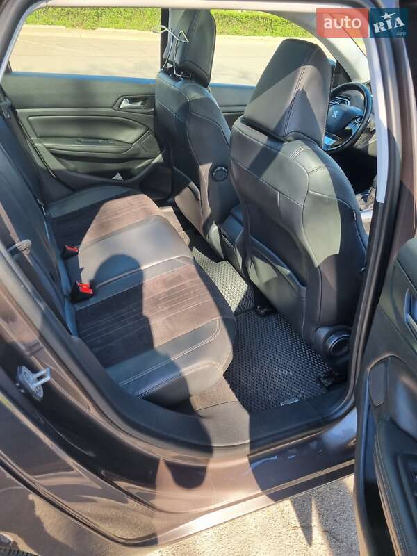 Універсал Peugeot 308 2015 в Южноукраїнську