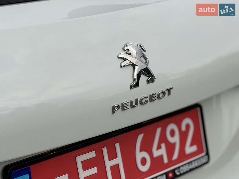 Универсал Peugeot 308 2018 в Дубно