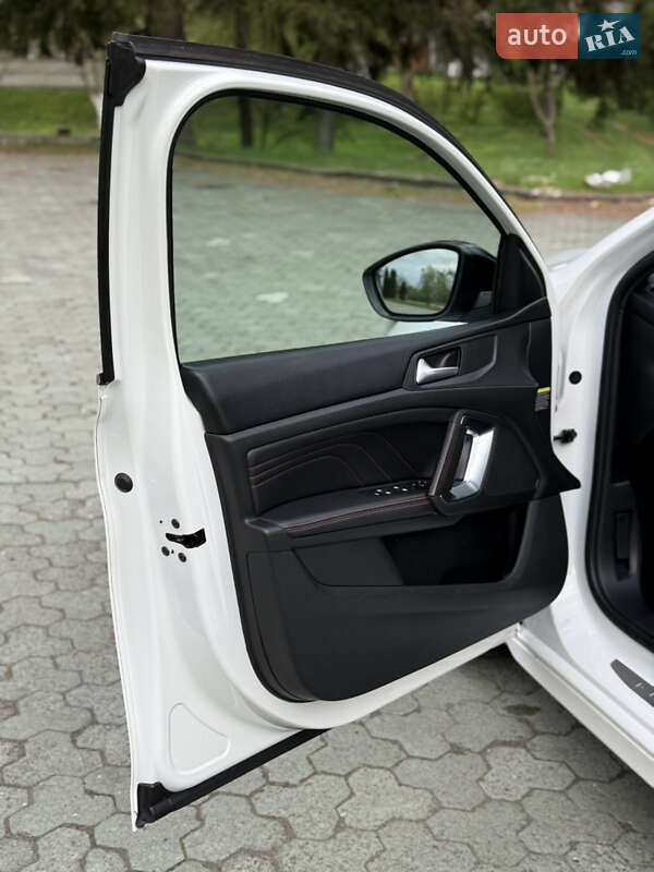 Универсал Peugeot 308 2018 в Дубно