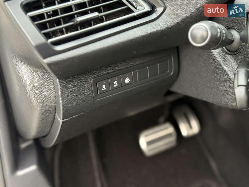 Универсал Peugeot 308 2018 в Дубно