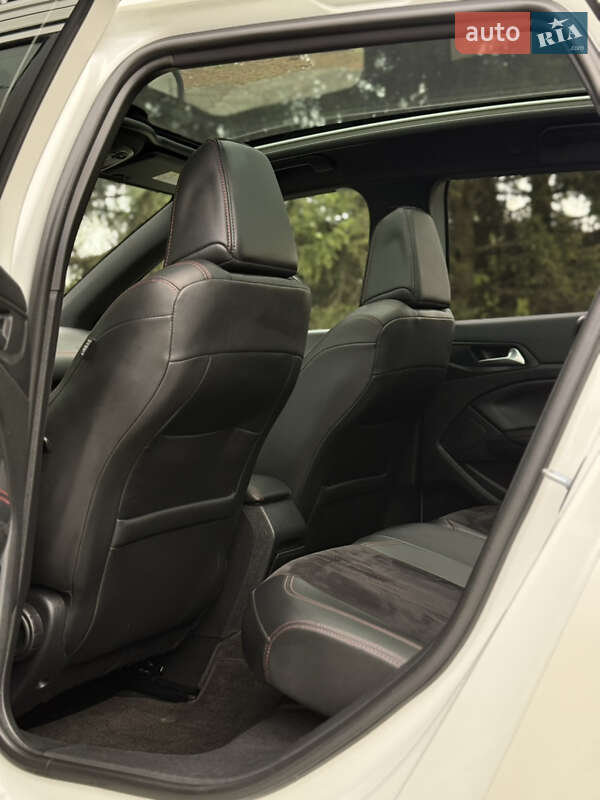 Универсал Peugeot 308 2018 в Дубно