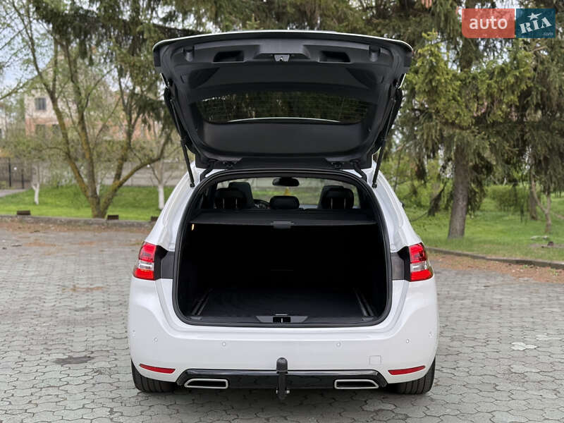 Универсал Peugeot 308 2018 в Дубно