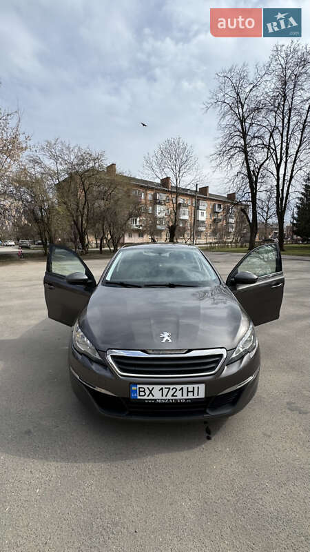 Универсал Peugeot 308 2015 в 