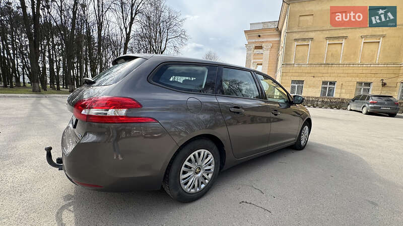 Универсал Peugeot 308 2015 в Староконстантинове фото 10 Универсал Peugeot 308 2015 в Староконстантинове
