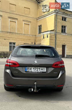 Универсал Peugeot 308 2015 в 