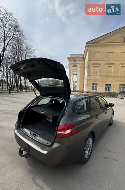Универсал Peugeot 308 2015 в 