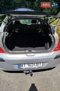 Хэтчбек Peugeot 308 2008 в 