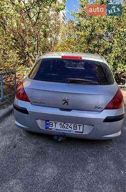 Хэтчбек Peugeot 308 2008 в Киеве