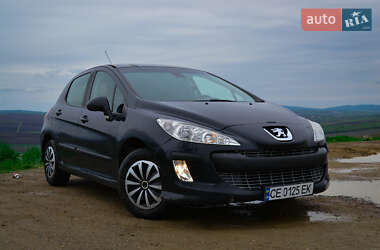 Хетчбек Peugeot 308 2010 в Чернівцях