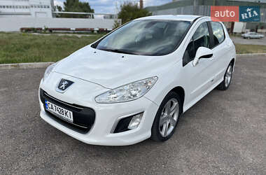 Хетчбек Peugeot 308 2011 в Черкасах