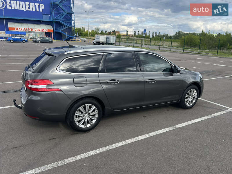 Універсал Peugeot 308 2019 в Рівному
