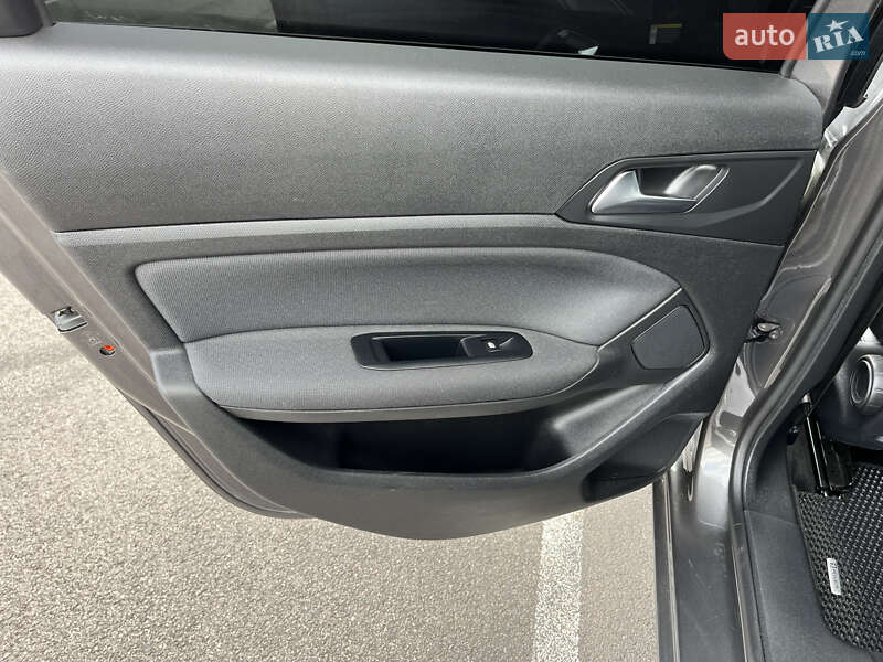 Універсал Peugeot 308 2019 в Рівному