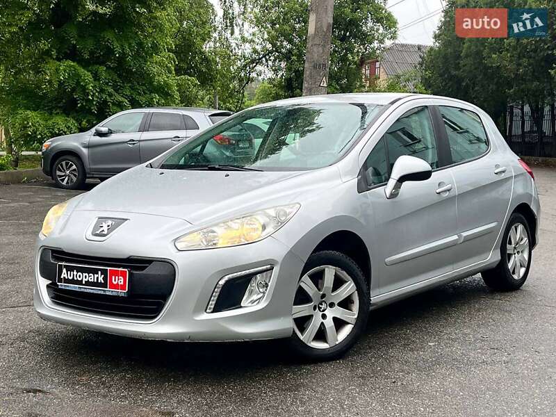 Peugeot 308 2011