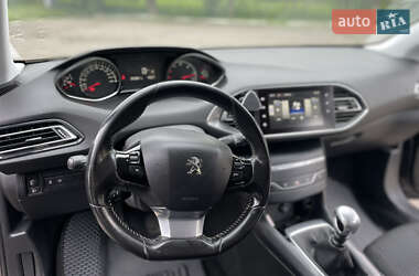 Універсал Peugeot 308 2015 в 