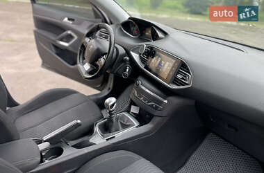 Універсал Peugeot 308 2015 в 