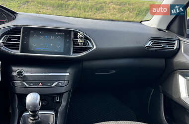 Универсал Peugeot 308 2018 в 