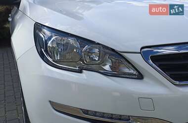 Универсал Peugeot 308 2015 в 