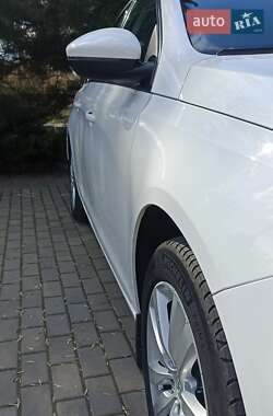 Универсал Peugeot 308 2015 в 