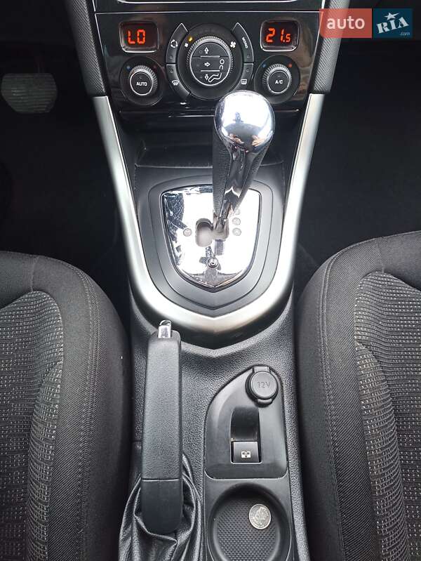 Универсал Peugeot 308 2011 в Луцке