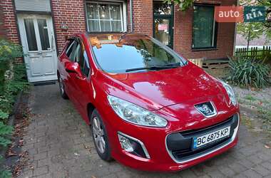 Хэтчбек Peugeot 308 2012 в Львове