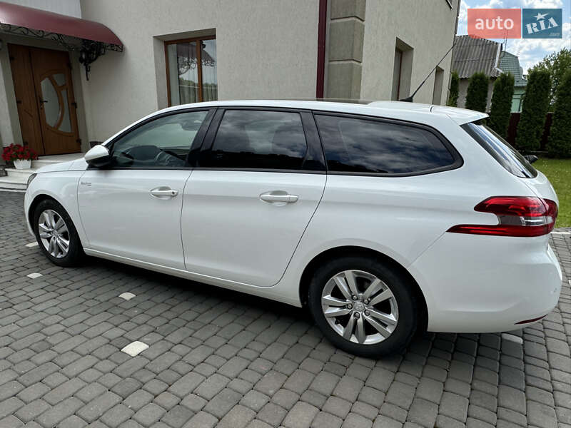 Универсал Peugeot 308 2014 в Коломые