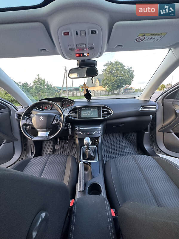 Универсал Peugeot 308 2014 в Хмельницком