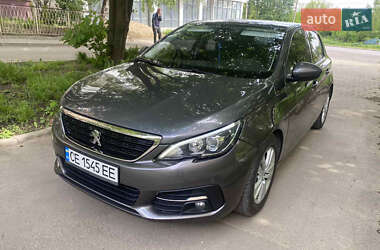 Хэтчбек Peugeot 308 2017 в Ивано-Франковске